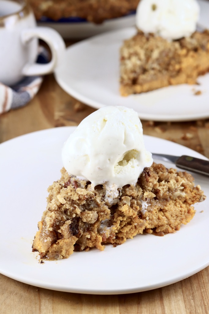 Pumpkin Pecan Crisp slice with vanilla ice cream