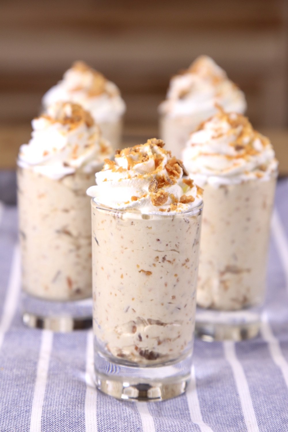 Butterfinger Cheesecake in jars