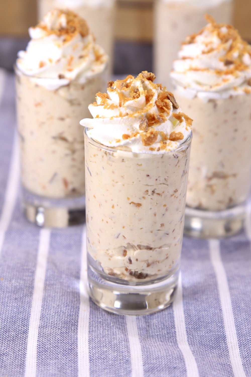No Bake Butterfinger Cheesecakes