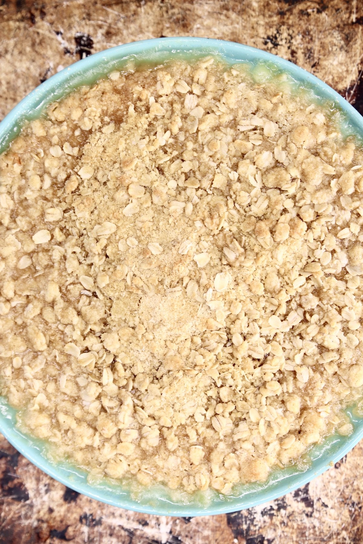 baked pineapple crisp
