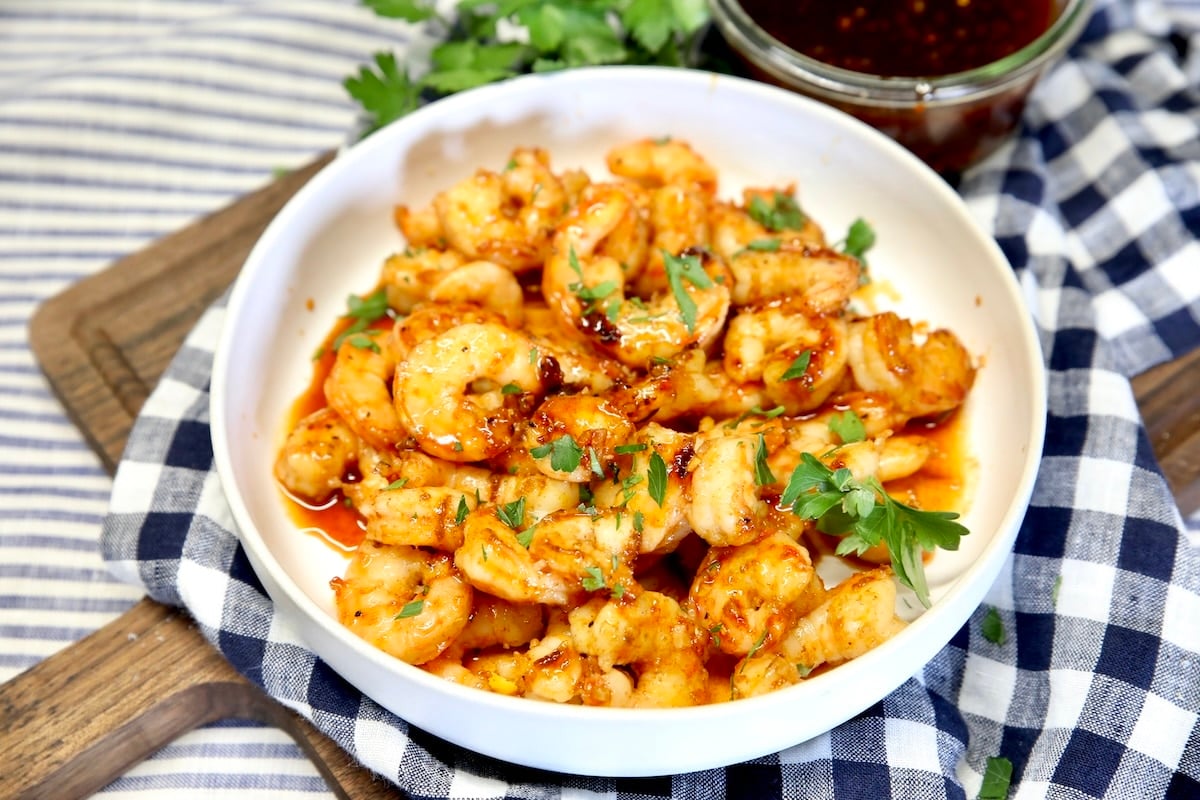 Sweet and spicy shrimp in a bowl.
