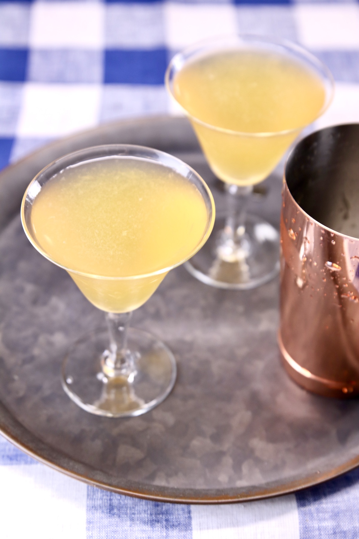 Brandy Cocktail in 2 glasses, copper shaker 