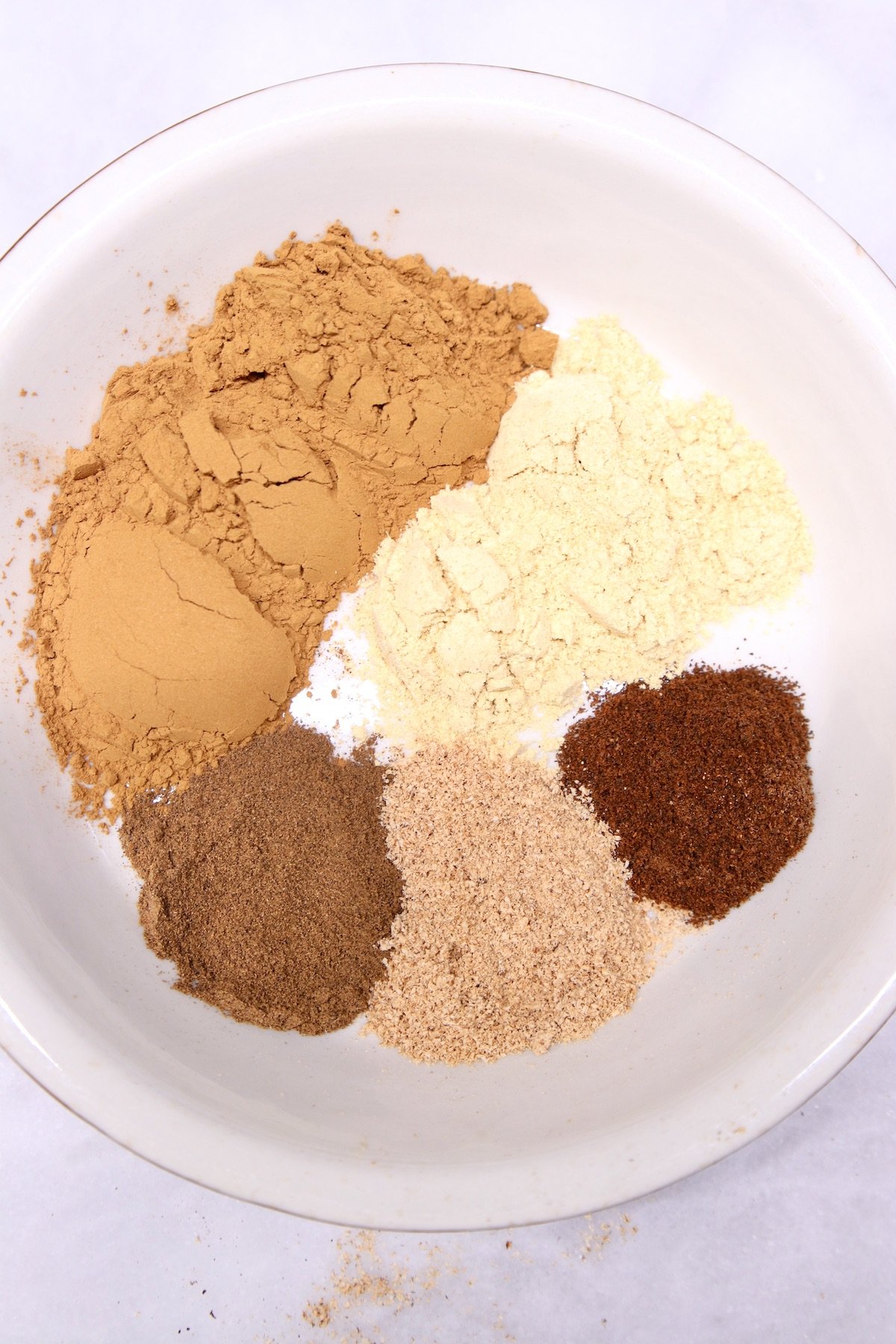 bowl of spices for pumpkin pie spice