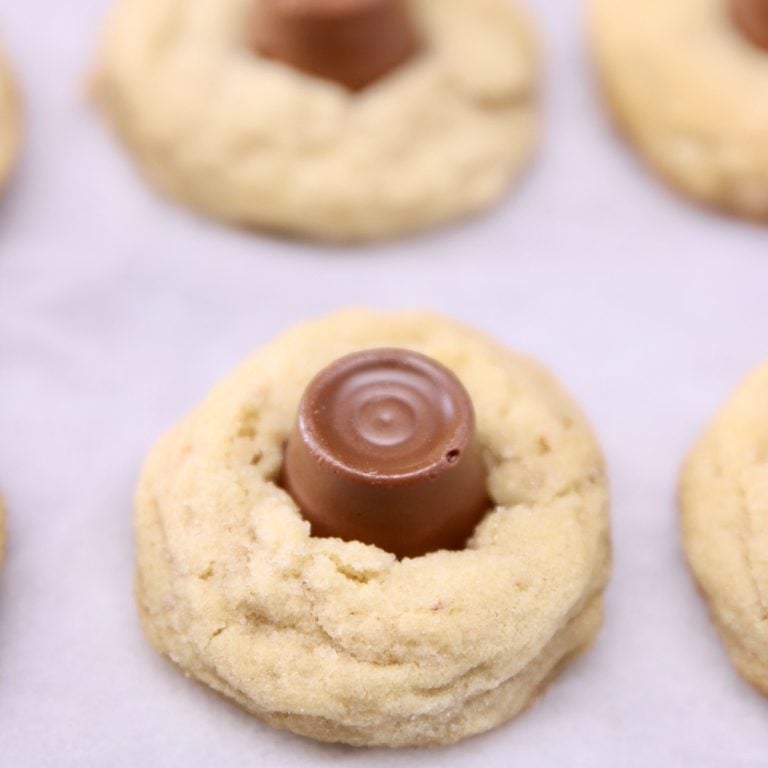 peanut butter rolo cookies