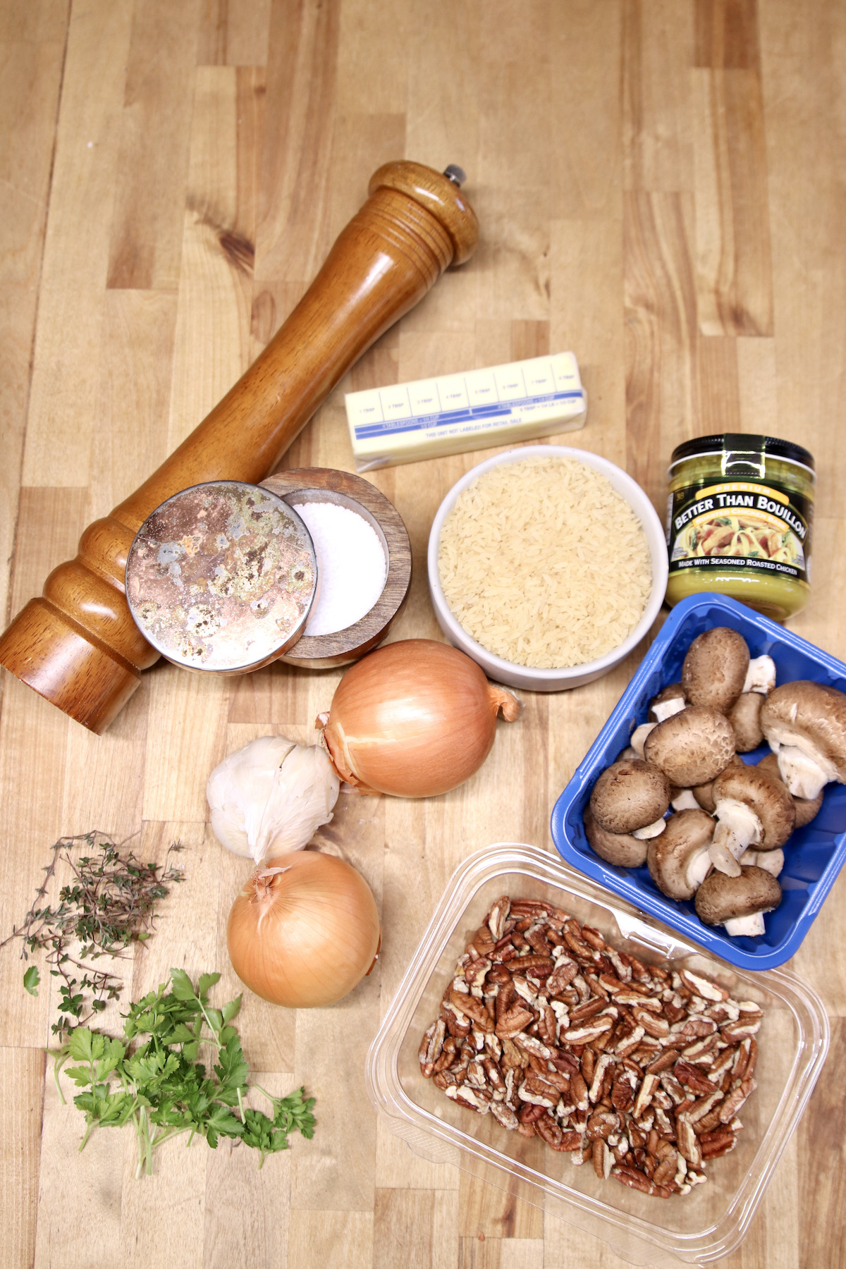 ingredients for mushroom rice