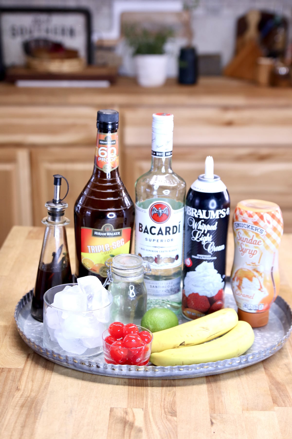 Tray of ingredients to make banana daiquiris
