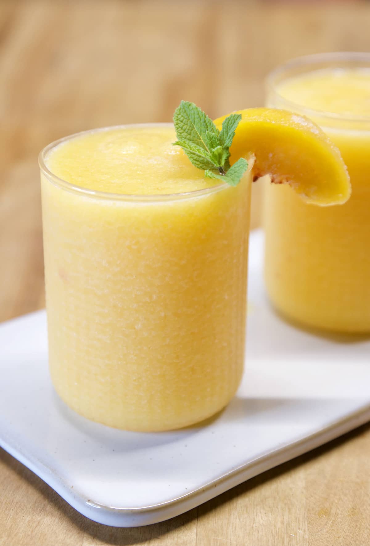 Peach daiquiri cocktails.