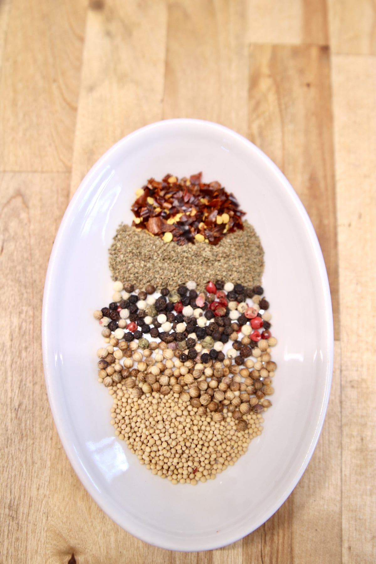 Pickling spices for onions.