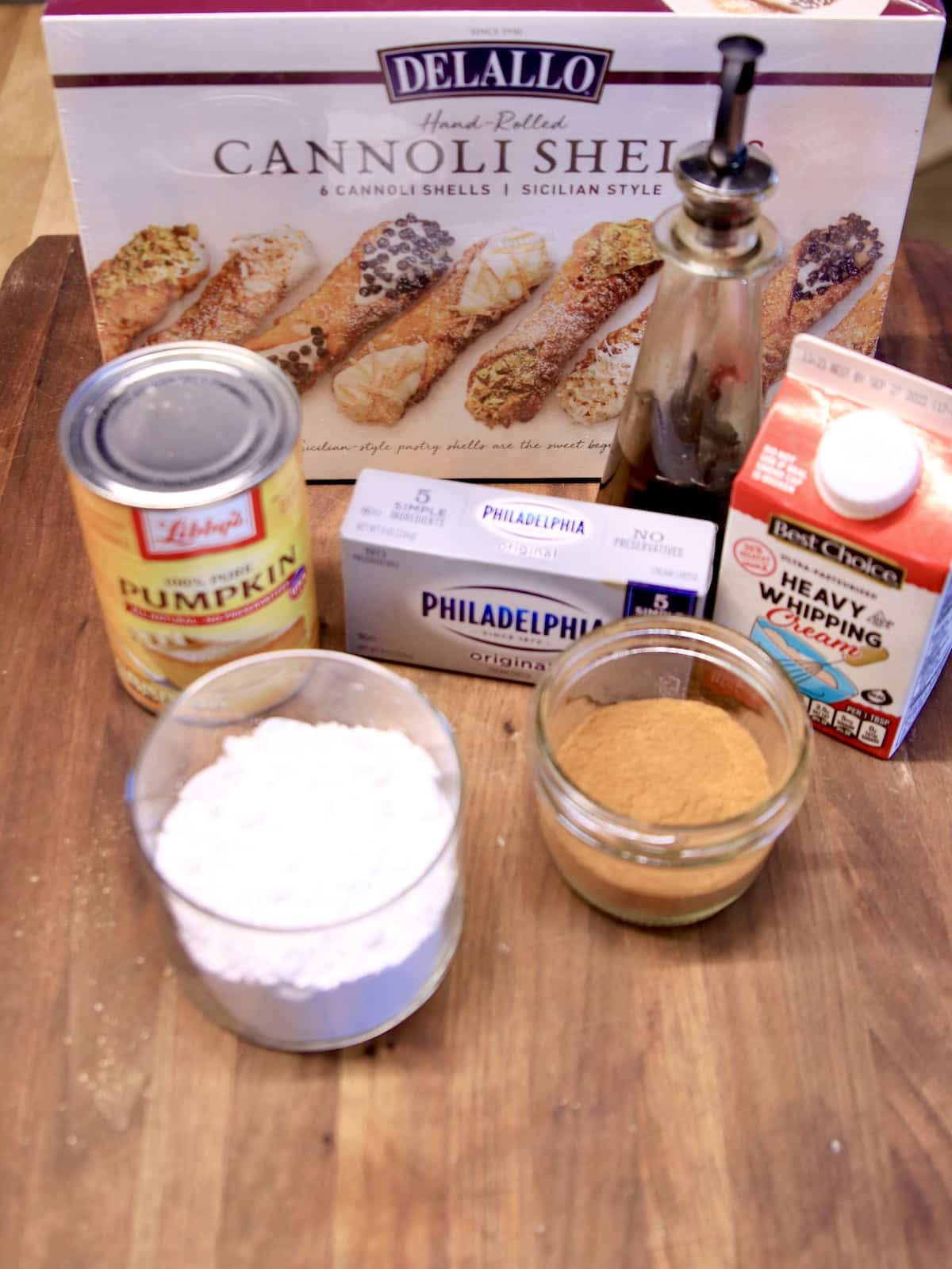 Ingredients for pumpkin cannoli.