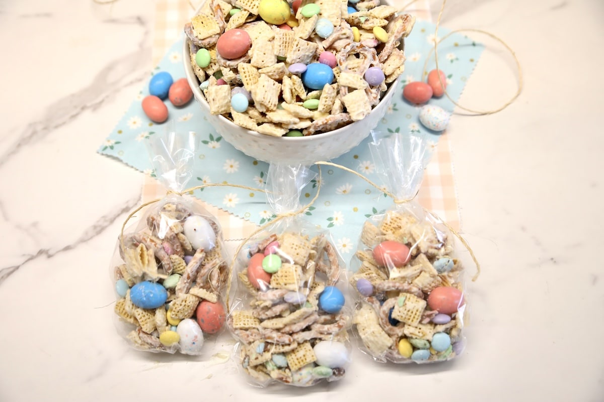 3 bags of Easter snack mix & bowl.