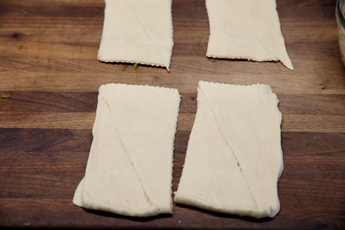 4 sheets of crescent dough.