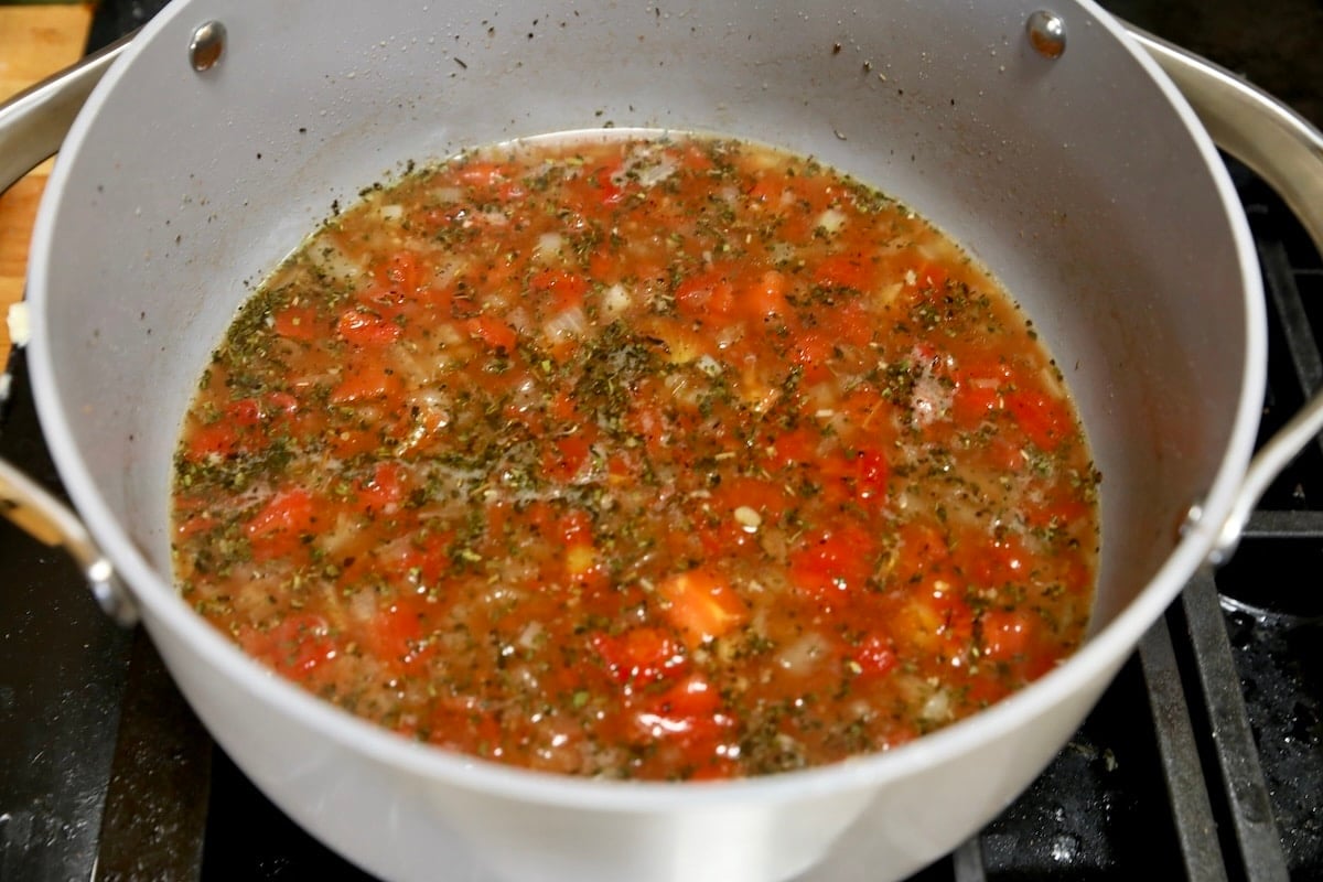 Pan of tomato soup.
