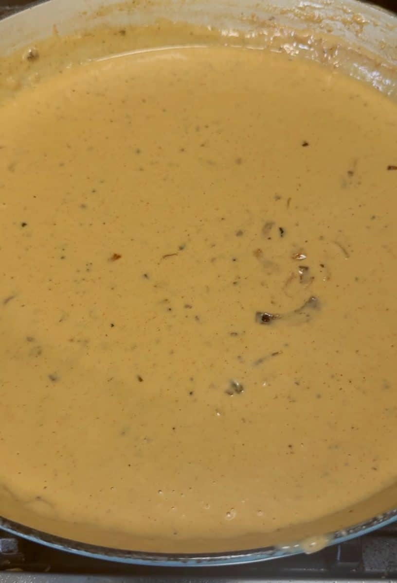 Cheddar cheese sauce for pasta.